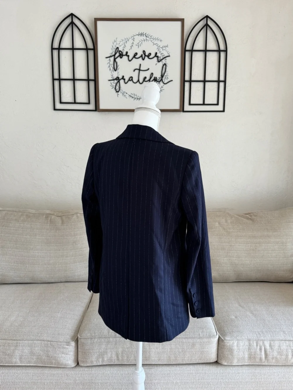 FAVORITE DAUGHTER The Suits You Blazer In Classic Navy Pinstripe Size S - Picture 7 of 15